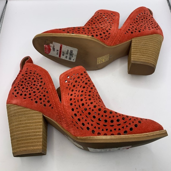 Jeffrey Campbell Red Boots Size 7 suede - Picture 5 of 7